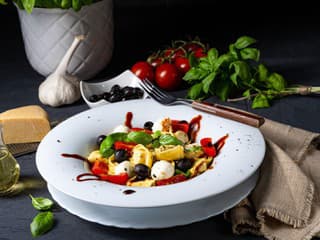 Tortellini šalát v kombinácii