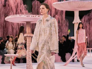 CHANEL Haute Couture jar/leto