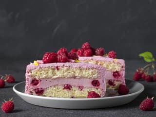 Sliced bento cake with