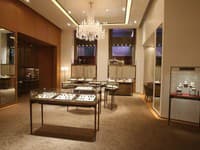 Butik Cartier.