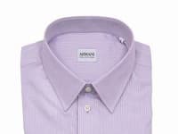 Svetlofialová košeľa s jemným pásikom Armani Collezioni 171,39€, Central Passage&Alizé.