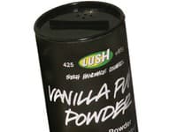 VANILLA PUFF DUSTING POWDER
Ingrediencie: Cornflour (Zea mays), Magnesium Carbonate, Talc, Perfume, Vanilla Absolute (Vanilla planifolia), Jasmine Absolute (Jasminum grandiflorum), Tonka Absolute (Dipteryx odorata),, Powdered Vanilla (Vanilla planifolia), Vanilla Pod (Vanilla planifolia)*Coumarin, Hydroxycitronellal
* Prirodzene obsiahnuté v éterických olejoch.
