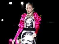 Dolce&Gabbana oživili prvky pop artu. 