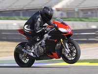 Aprilia RSV4 Factory.