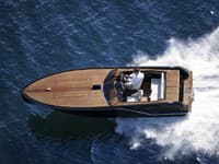 Frauscher 717 GT.