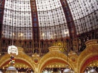 Galéria Lafayette vám ukáže nové dimenzie nakupovania.