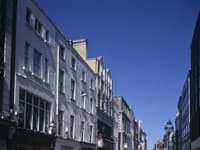 Grafton Street v Dubline.