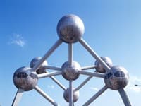 Atomium v Bruseli.