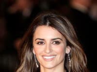 Penélope Cruz pred londýnskou premierou snímky Nine.