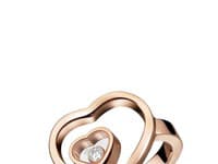 Prsteň Chopard v tvare srdca v hodnote 35 900 Kč (1395,91eur). 