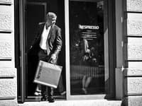 George Clooney v novej televíznej reklame Nespresso. 