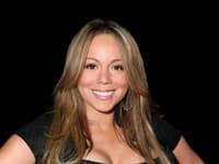 Mariah Carey si pýta za súkromné vystúpenie 3 milióny amerických dolárov.