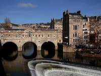 Pulteney Bridge v anglickom Bath.