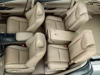 Lexus RX 450h FWD.