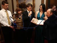 Krstní rodičia: Gabriela Belopotocká, Marek Maďarič, Lucia Hablovičová a Jozef Bednárik. 