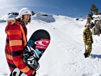Snowboardista Julien Haricot.