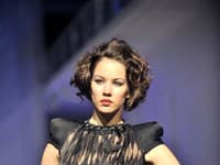 Prehliadka Osmany Laffita Couture jeseň/zima 2010/2011.