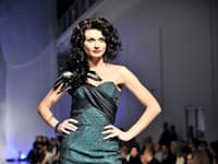 Prehliadka Osmany Laffita Couture jeseň/zima 2010/2011.