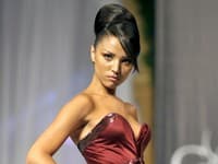 Model od tvorcu Jada Ghandoura.