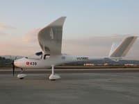 E430 Electric Aircraft, Čína, dizajn a produkcia Yuneec International.