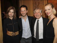Topmodelka Eva Herzigová a Natalia Vodianová na párty.