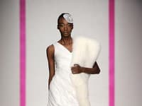 Emanuel Ungaro Spring/Summer 2010.