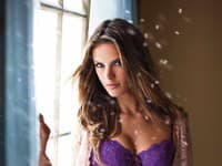 Alessandra Ambrosio pre Victoria's Secret.
