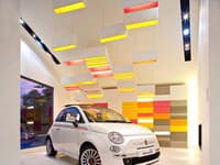 Lifestyle autosalón Autostella v Bangkoku určený ženám.