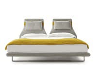 Posteľ Lazy Night od B&B Italia
