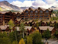 Peaks Resort