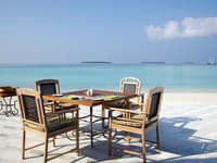 Vychutnajte si Anantara Kihavah Villas.