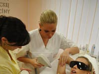 Denisa Mendrejová v Inštitúte estetickej medicíny