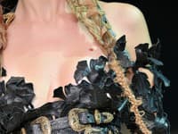 Alexander McQueen, jar-leto 2011