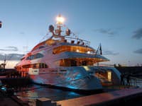 Jachta Benetti Latitude
