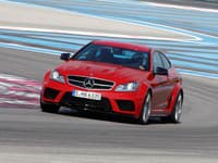 nový Mercedes-Benz C 63 AMG kupé Black Series 