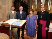 Unikátna Biblia Dalí a jej predstavenie v Bratislave