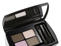 Líčenie ako bábika od Lancôme