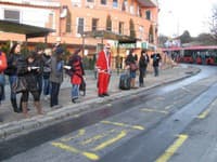 Rapujúci Santa v Bratislave
