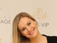 Zuzana Haasová si nechala predĺžiť vlasy