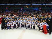 Slovenskí hokejisti po finálovom zápase Rusko - Slovensko