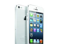 Súčasťou noviniek je aj iPhone 5, ktorý je oproti predošlému modelu výrazne vylepšený