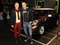  Matej Cifra a Filip Šebo pri novom modeli MINI PACEMAN