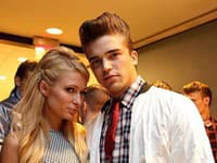 River Viiperi a Paris Hilton