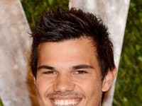 Sladký herec Taylor Lautner stále žije s rodičmi v L.A.