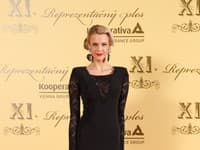 Modelka a moderátorka Fashion TV Mária Zelinová stavila na nadčasový model s čipkou a retro vizáž