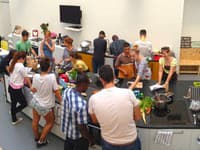 Počas školy varenia sa dozviete nielen praktické a užitočné informácie o jedle, ale aj ho ochutnáte