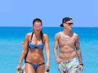 Manželka známeho futbalistu tip top na pláži v Miami