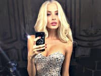 Fotenie a selfies patrí medzi Alenine záľuby