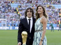 Modelka Gisele Bündchen dostala milú úlohu, ukázať fanúšikom víťazný pohár