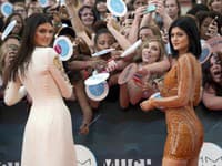 Sestry Kendall a Kylie